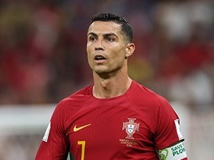 Is Cristiano Ronaldo Gay?