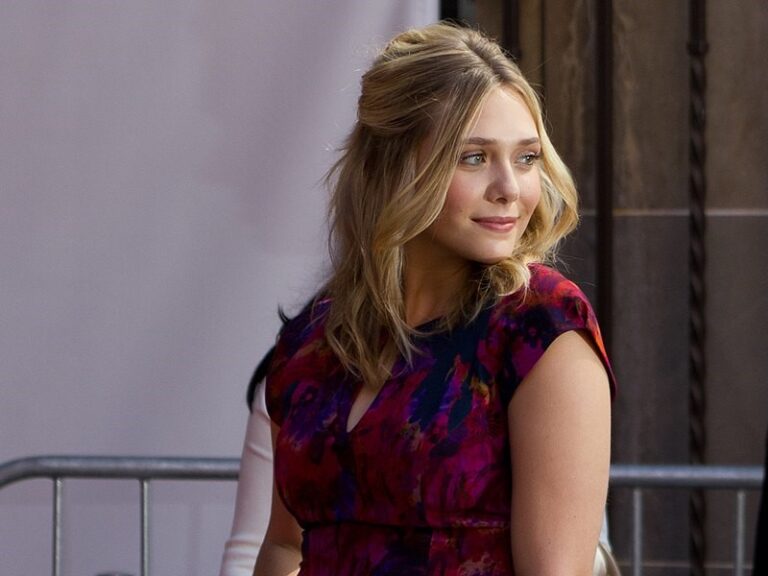 Is Elizabeth Olsen Gay?