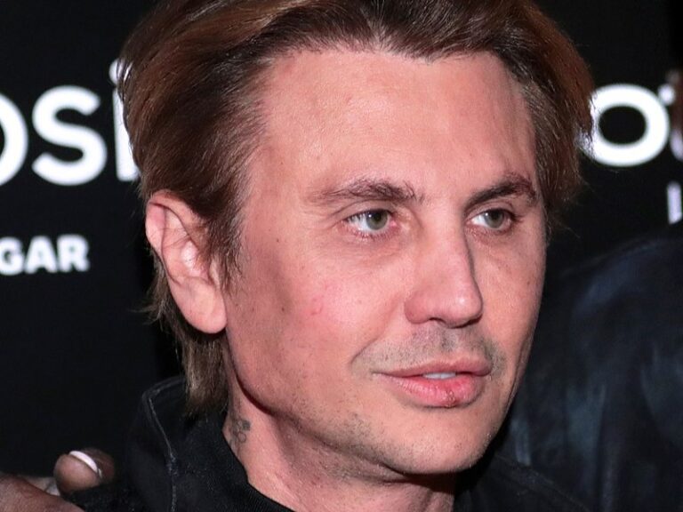 Is Jonathan Cheban Gay?